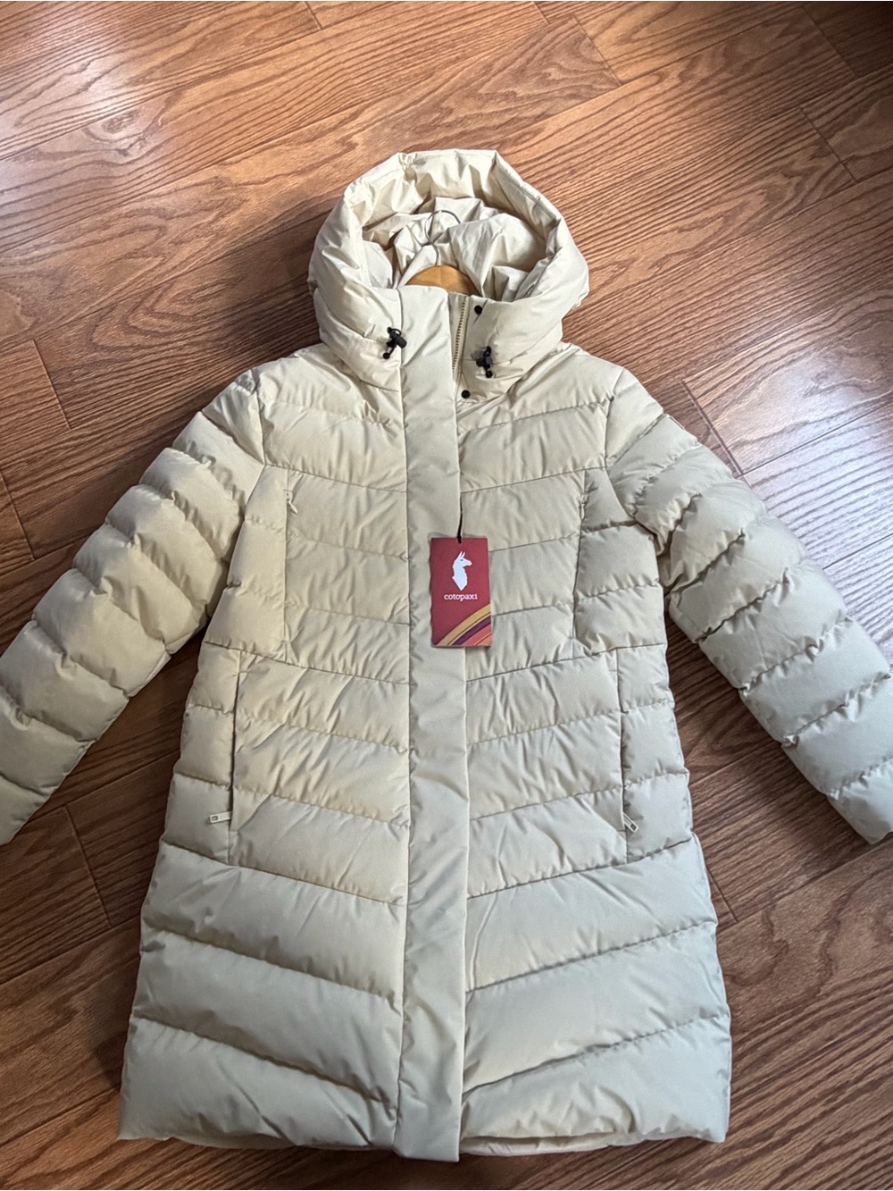 cotopaxi women’s Alivia down parka - Picture 2 of 6